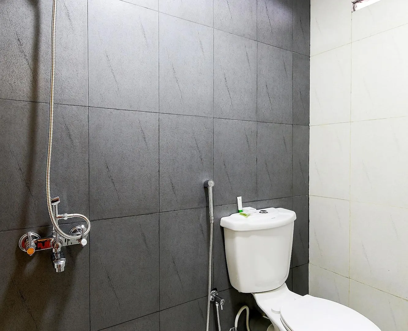 Treebo Trend Adrak Hotel Thiruvananthapuram 3*,